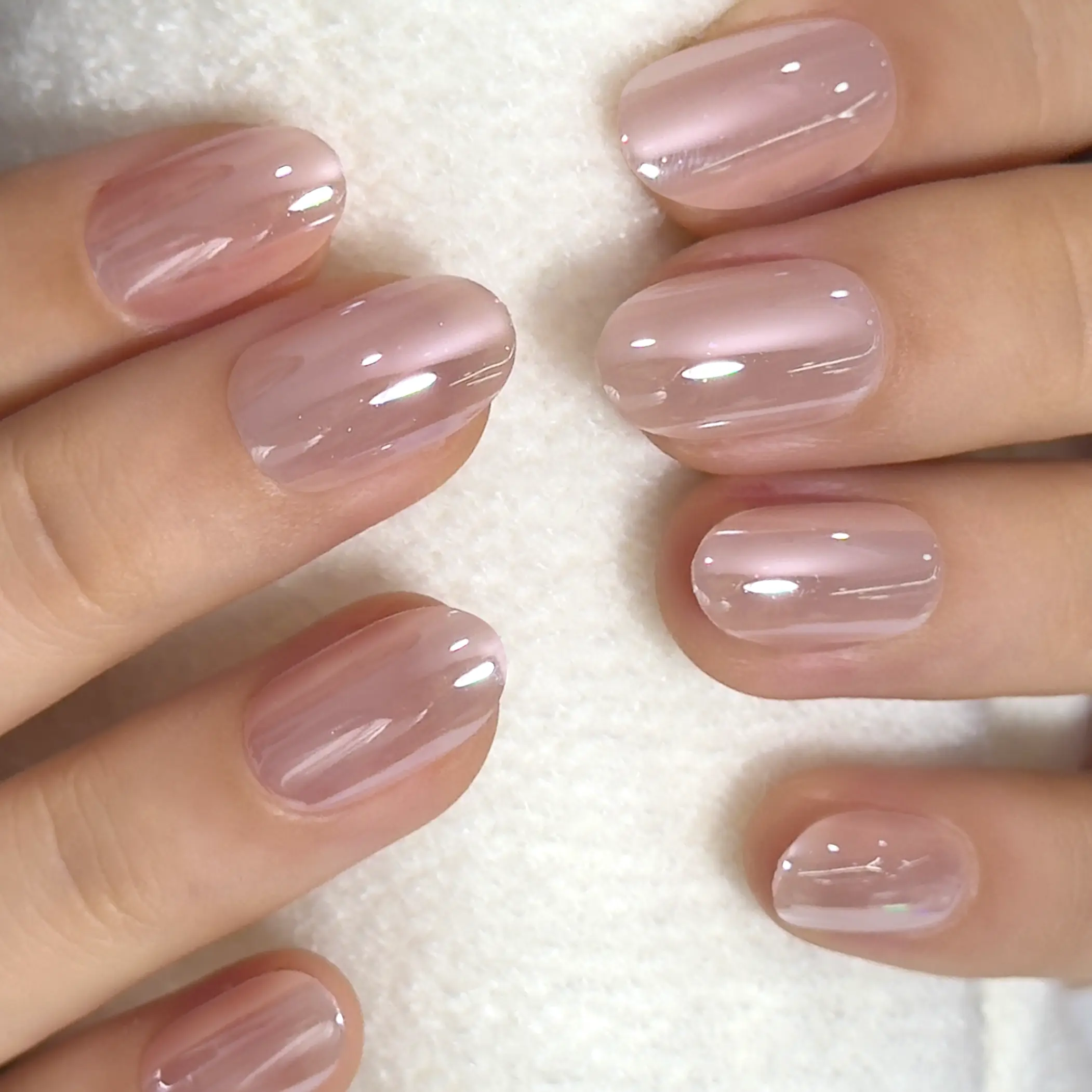 Curvlife short oval pearl Gel Press On Nails  pink chrome metallic Nail Art 2 Week Wear
