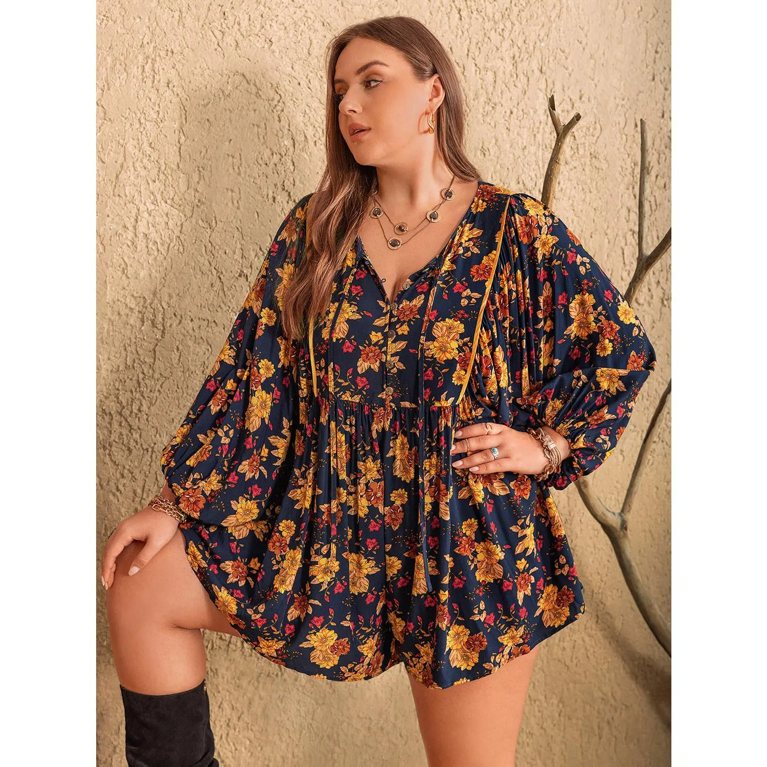 Plus Size Floral Tie Neck Balloon Sleeve Romper