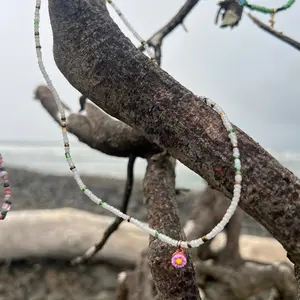 Flower child necklace