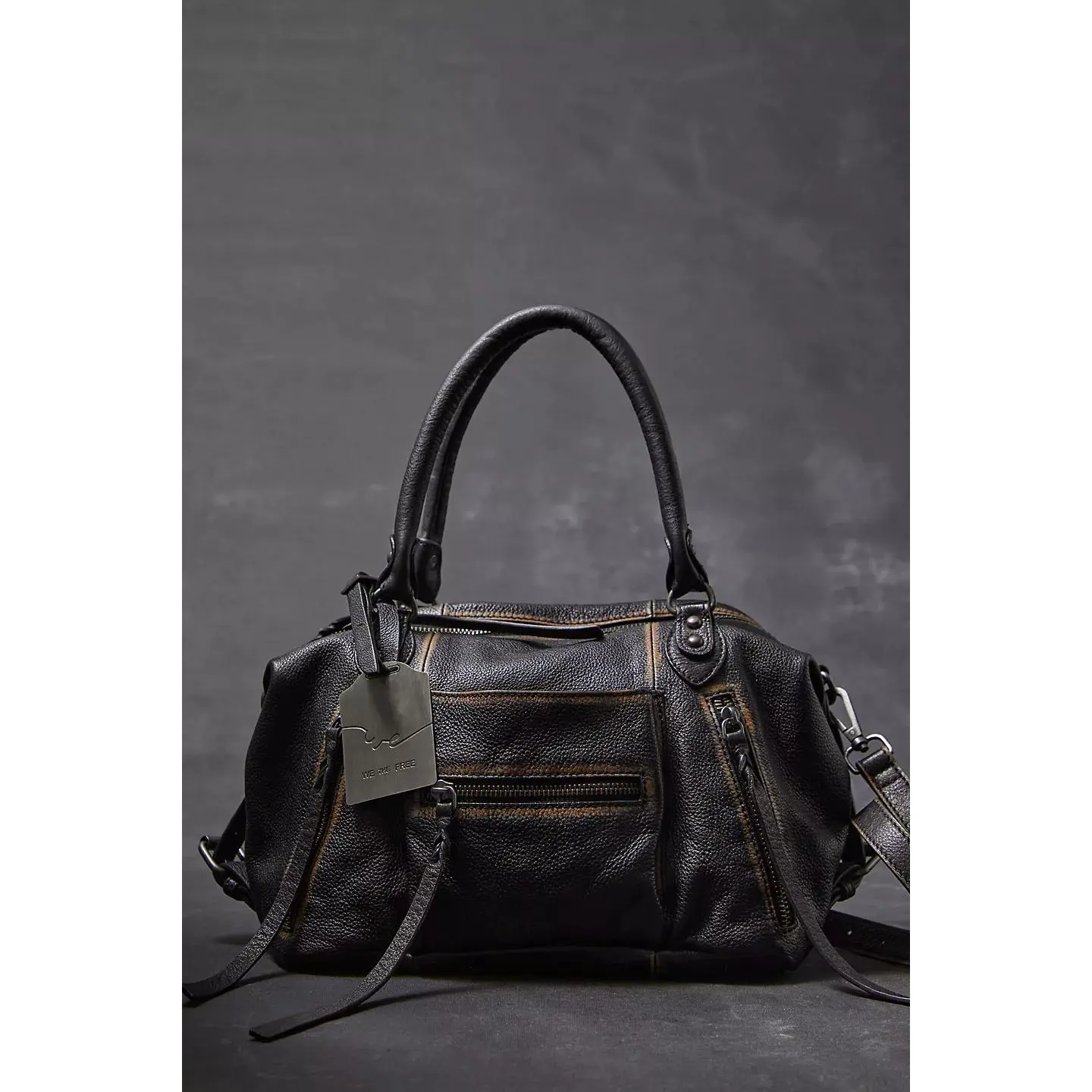Brand New with tag of We.The.Free - Baby Emerson Tote Bag - more Color (Black - Saddle - Salt - Secret Sage) !!!