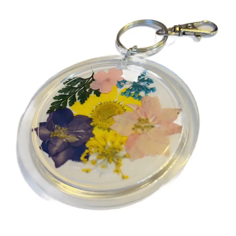 Dried Flower Keychain - Clear Round Design with Colorful Pressed Flowers and Secure Metal Ring