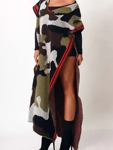 CAMO PRINT SIDE DEEP SLIT PONCHO