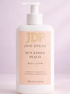 Sun Kissed Peach-Joie Dpeau Lotion