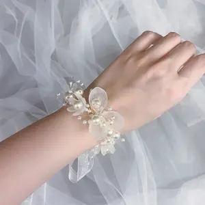 Forest Style Super Imitation Pearl Bracelet Exclusive Niche Wedding Accessory Design for Brides, Unique Wrist Flower Style, Enhances Romantic Atmosphere, Suitable for Various Wedding Occasions