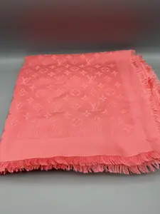 Pre-owned Louis Vuitton Silk & Wool Bag Accessories Shine Shawl Rose Pink Vibrant Color Elegance for Casual & Formal Occasions Stylish Accessory