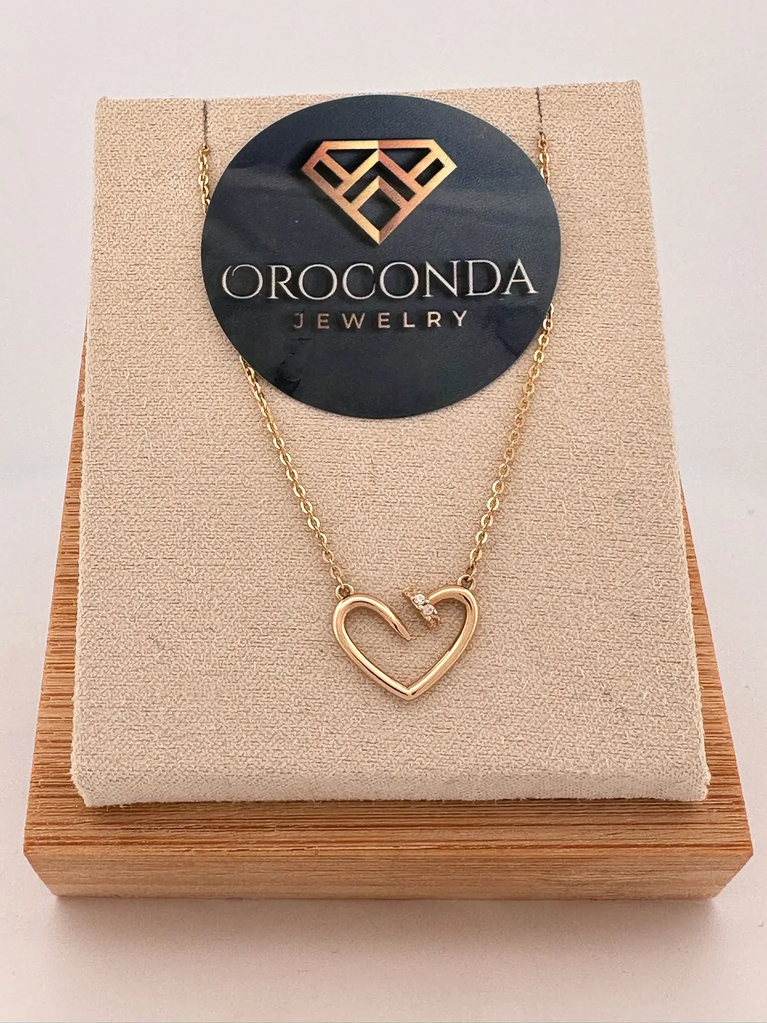 Oroconda Jewelry 14k Gold Heart Clavo Necklace - Authentic Solid Gold Design with True Love Symbol - Elegant and Stylish Jewelry
