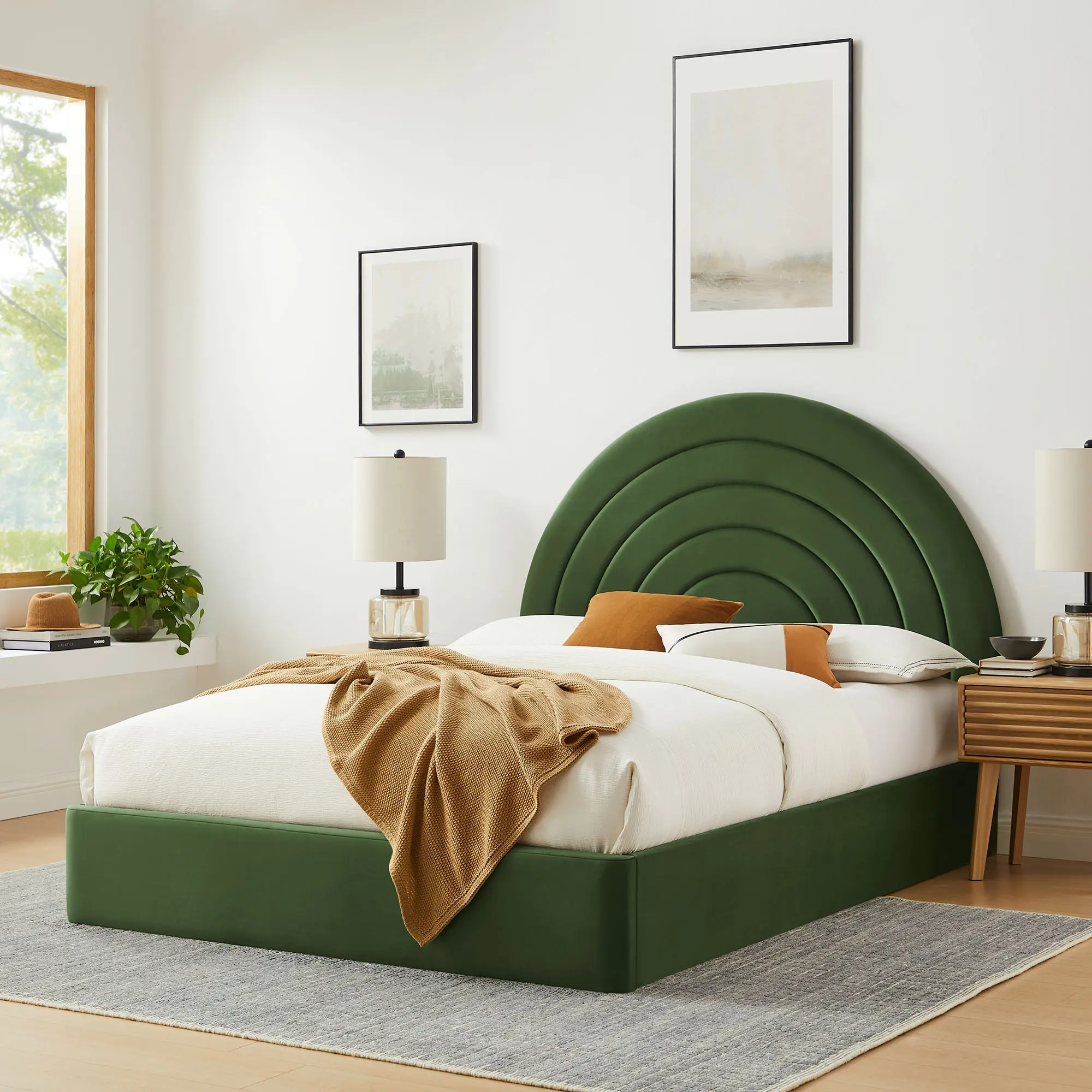 Solana Arched Performance Velvet Queen Platform Bed in Moss Green