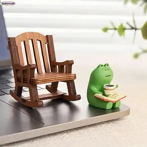 Wooden Cute Frog Figurine - Smooth Desk Decoration, Funny Ornament Set, Ideal Fan Shop Gift for Gaming Enthusiasts