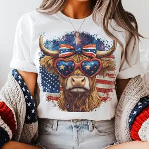 Vintage USA Western Highland Cow Tee American Flag Farmer Cow Southwestern Cowprint and Sunglasses Graphic Tee Patriotic Country Cow Tshirt Flag Bow Cow Lightweight Top Casual Unisex Women Shirt for Summer