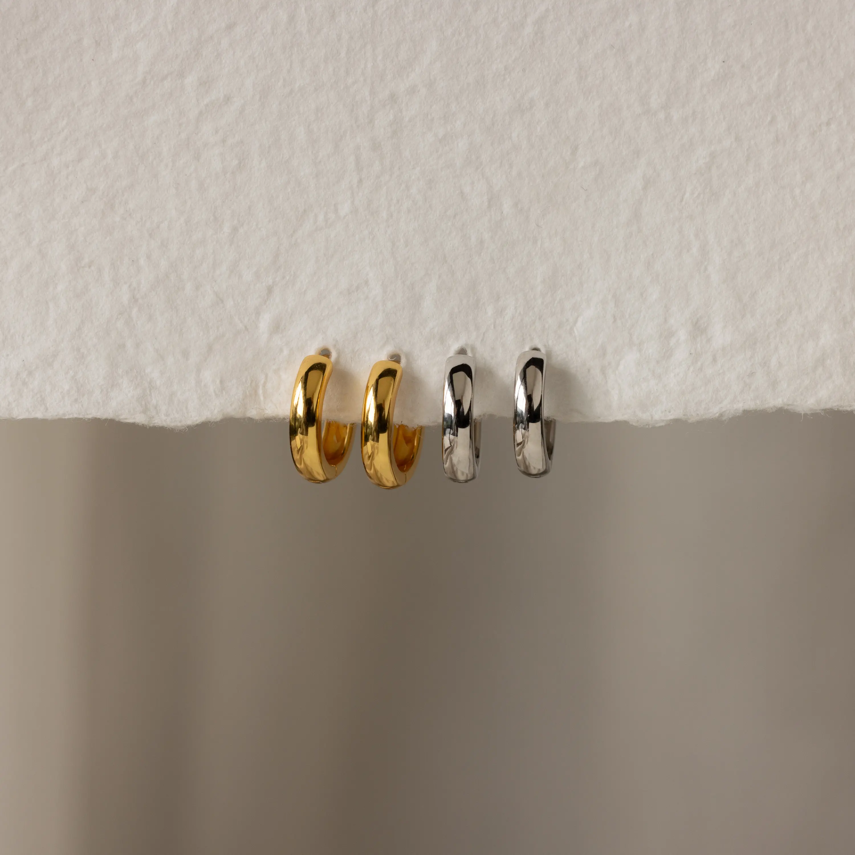 Editor II Huggies by Caitlyn Minimalist - Dainty Huggie Hoop Earrings in Gold & Silver - Perfect Everyday Earrings - Minimalist Jewelry - Gift for Mom