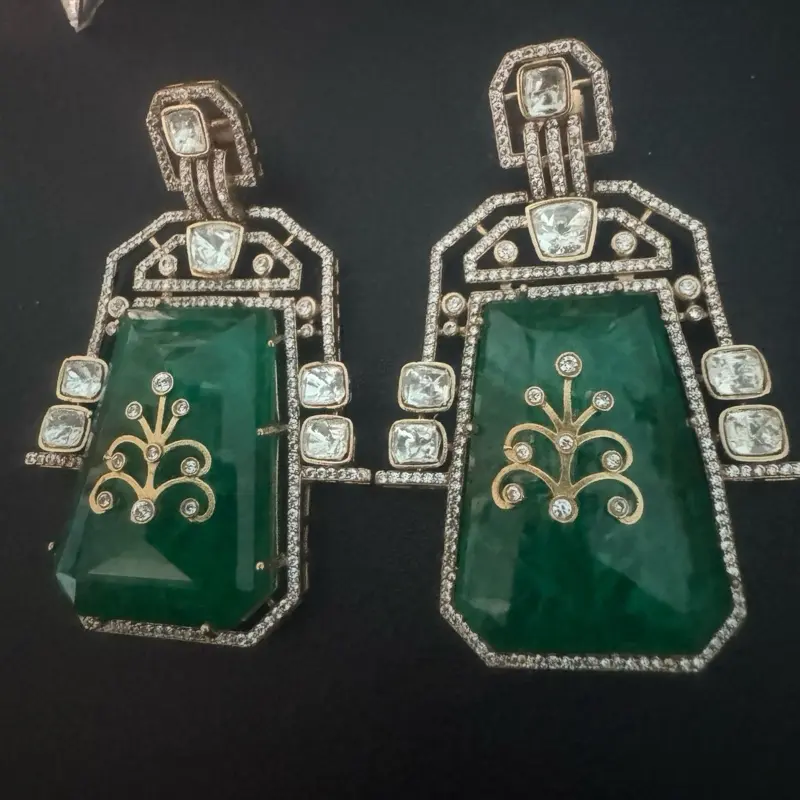 Semiprecious Green Emerald Earrings with Green Gemstone and Gold-tone Accents, Elegant Accessory for Various Occasions