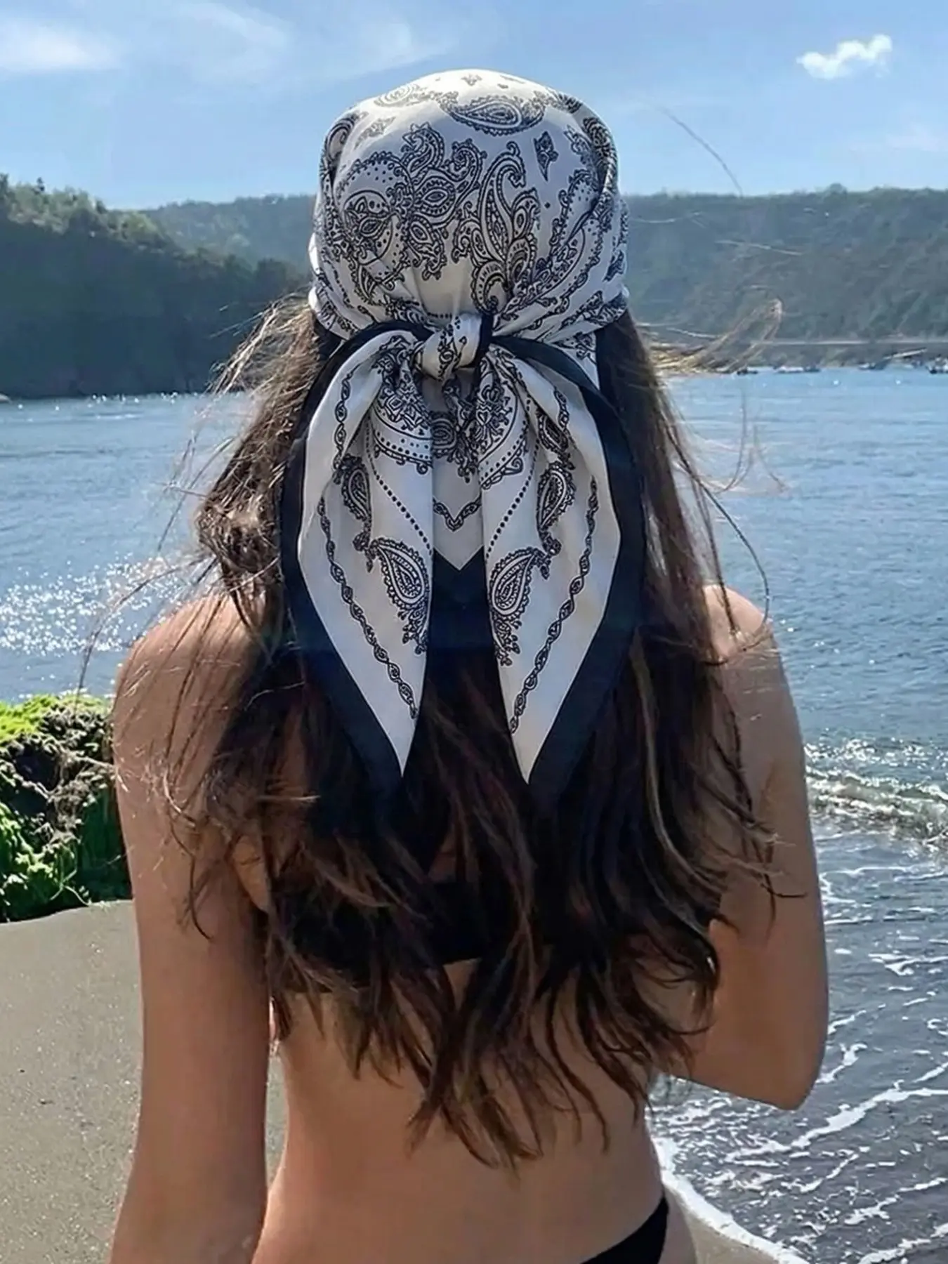 Bohemian Paisley Pattern Bandana, Paisley Bandanas, Summer Sun Protection Headscarf, Unisex Soft Breathable Accessory, Beach & Outdoor Fashion