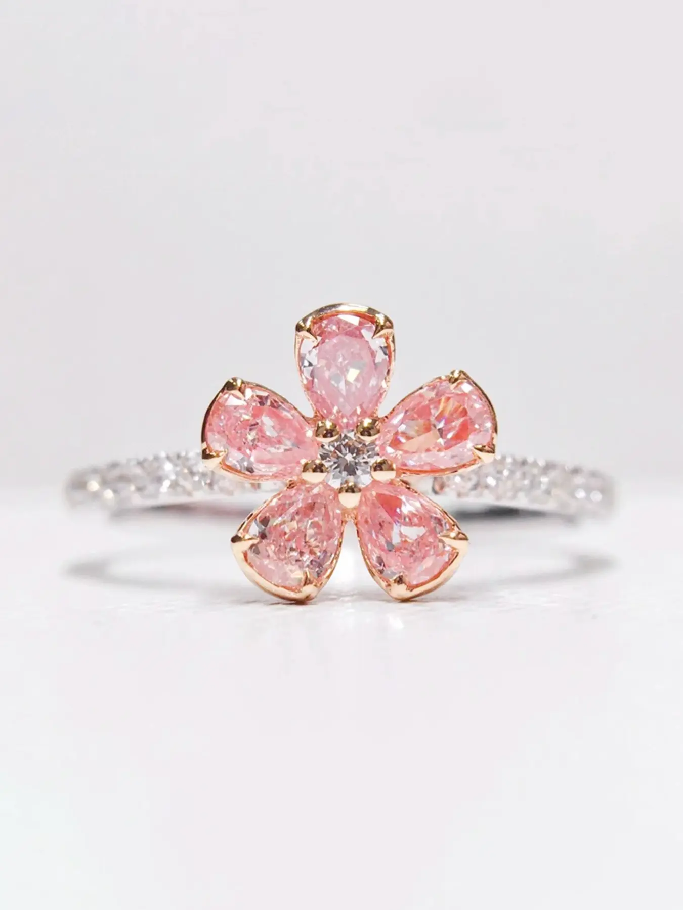 Luxury Cherry Blossom Cubic Zirconia Ring for Women, Perfect Gift for Birthdays and Valentine's Day, Elegant Fashion Accessory