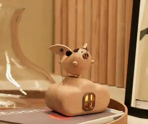 Wing-Wiggling Pig · Kinetic Wooden Night Lamp  -Decoration-Creative toys-Present-Wooden ornaments