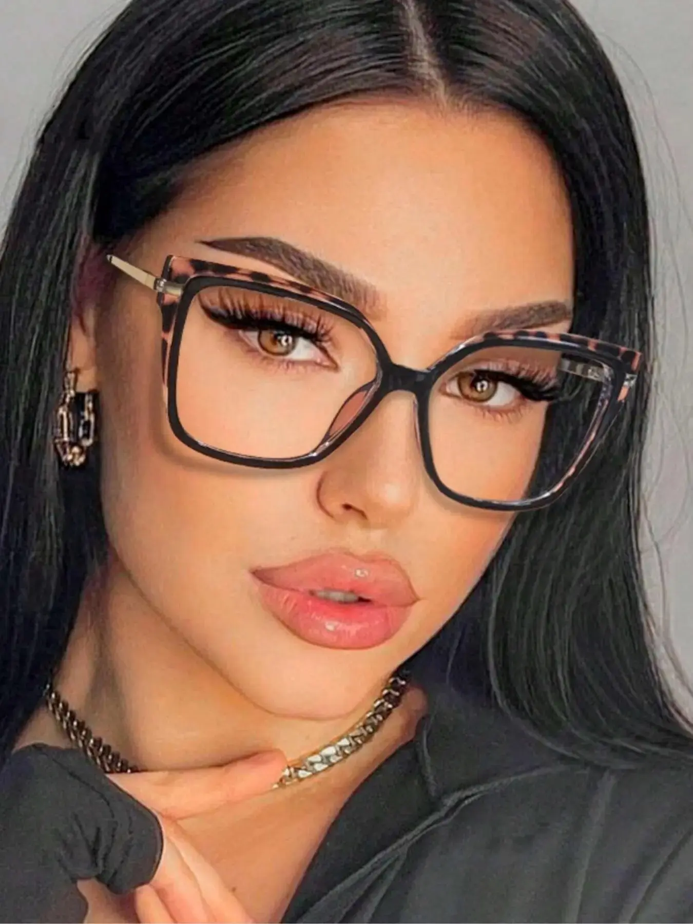 Vintage Cat Eye Eyeglasses for Men Women, Trendy Casual Fashion Frames for Work, Study & Daily Wear, Stylish Lightweight Eyewear for Students, Office & Streetwear Looks