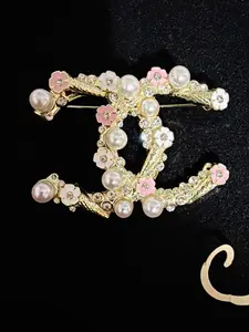 Women's CC Brooch, Flower Design, Imitation Pearl and Rhinestone Accents, Elegant All-Season Accessory, Letter Pattern