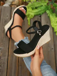 Women's Fashion Wedge Heeled Sandals, Wedge Design, Thick Sole, Buckle Strap, Wedge High Heel, 8.5cm Heel Height, Casual Open Toe Shoes, PVC Sole, Plain Pattern