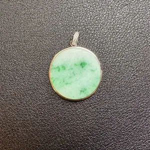 Green jadeite Jade disc pendant, 925 silver
