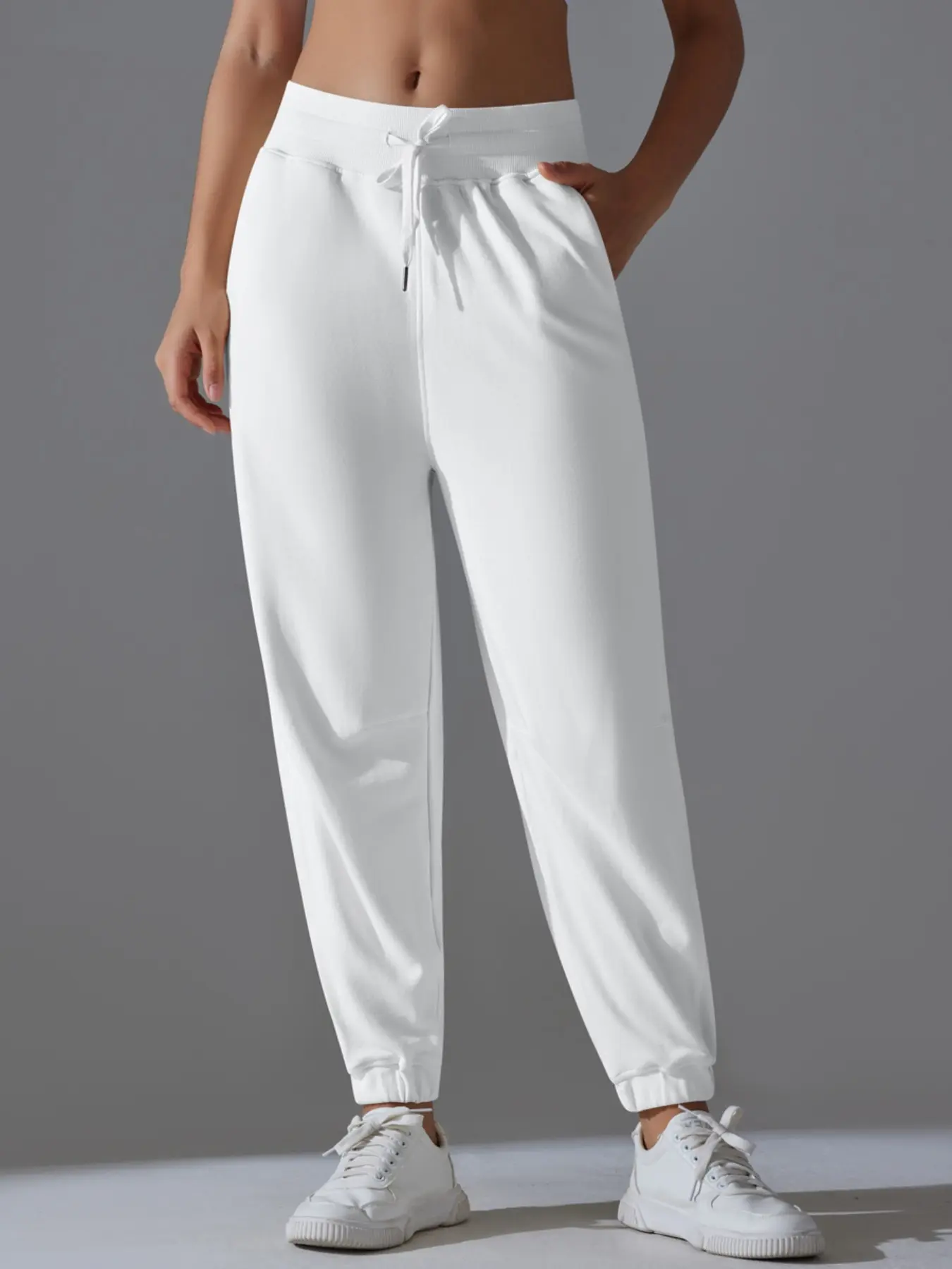 Women's Cinch Bottom Sweatpants Athletic Joggers Lounge Pants Sports Pants with Pockets Breathable Comfortable Running Fitness Sweatpants for Daily Wear Athleisure Fitness Bottoms Athleisure Style Bottoms