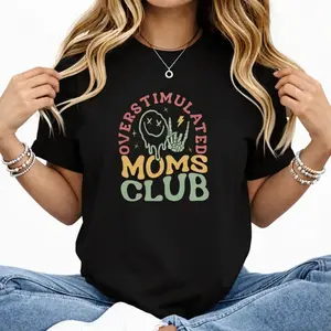 Women's "Overstimulated Moms Club" Round Neck Graphic Tee, Vintage Trendy Casual Short Sleeve T-Shirt for Daily Wear, Ladies Summer Top