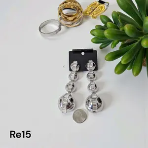 3 center tier jewel earrings (No RETURNS)