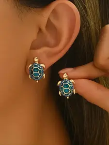 Elegant and Cute Turtle Earrings, Studs Earrings, Alloy and Iron Earrings, Suitable for Daily and Party Wear, Fashionable Jewelry Suitable for All Seasons