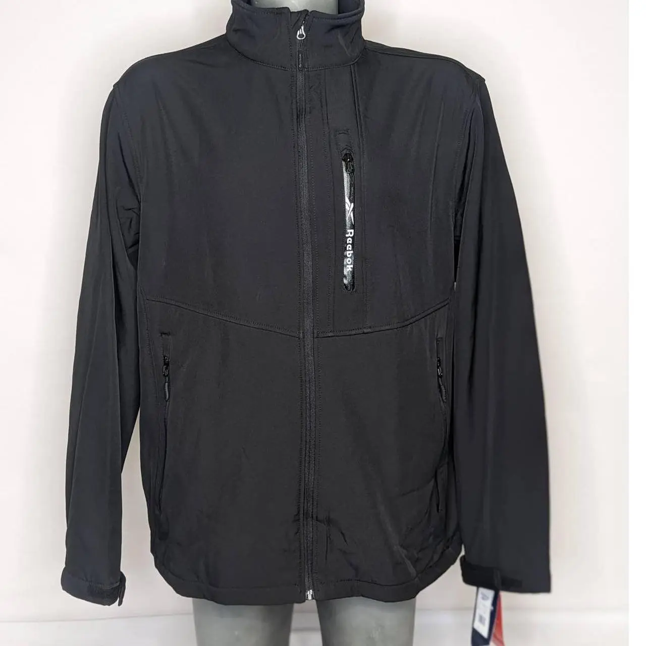 Reebok Fleece Lined Transition Jacket With Zippered Pockets Lightweight Softshell