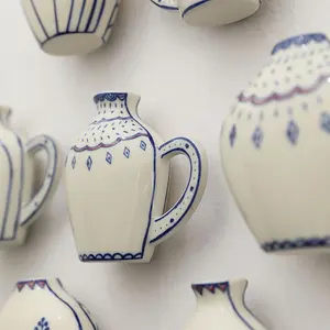 Double-sided hand-painted flower vase, desktop decorative vase, ceramic small vase, illustration vessel