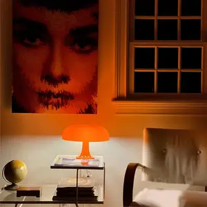 Creative Mushroom Shaped Table Lamp, USB Desk Lamp, USB Powered Lamp, Modern Decorative Light for Home Living Room Bedroom Bedhead