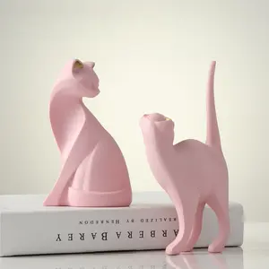 Modern Enchanting Cat Statue - Home Decor Ornaments, Creative Romantic Bedroom Accessories, Ideal for Office Desk, Perfect Housewarming Gift