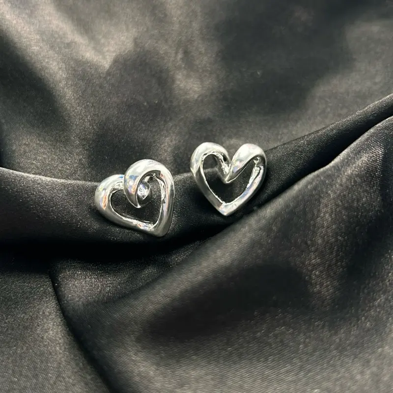Aretes MAXI corazón cursivo 1 925