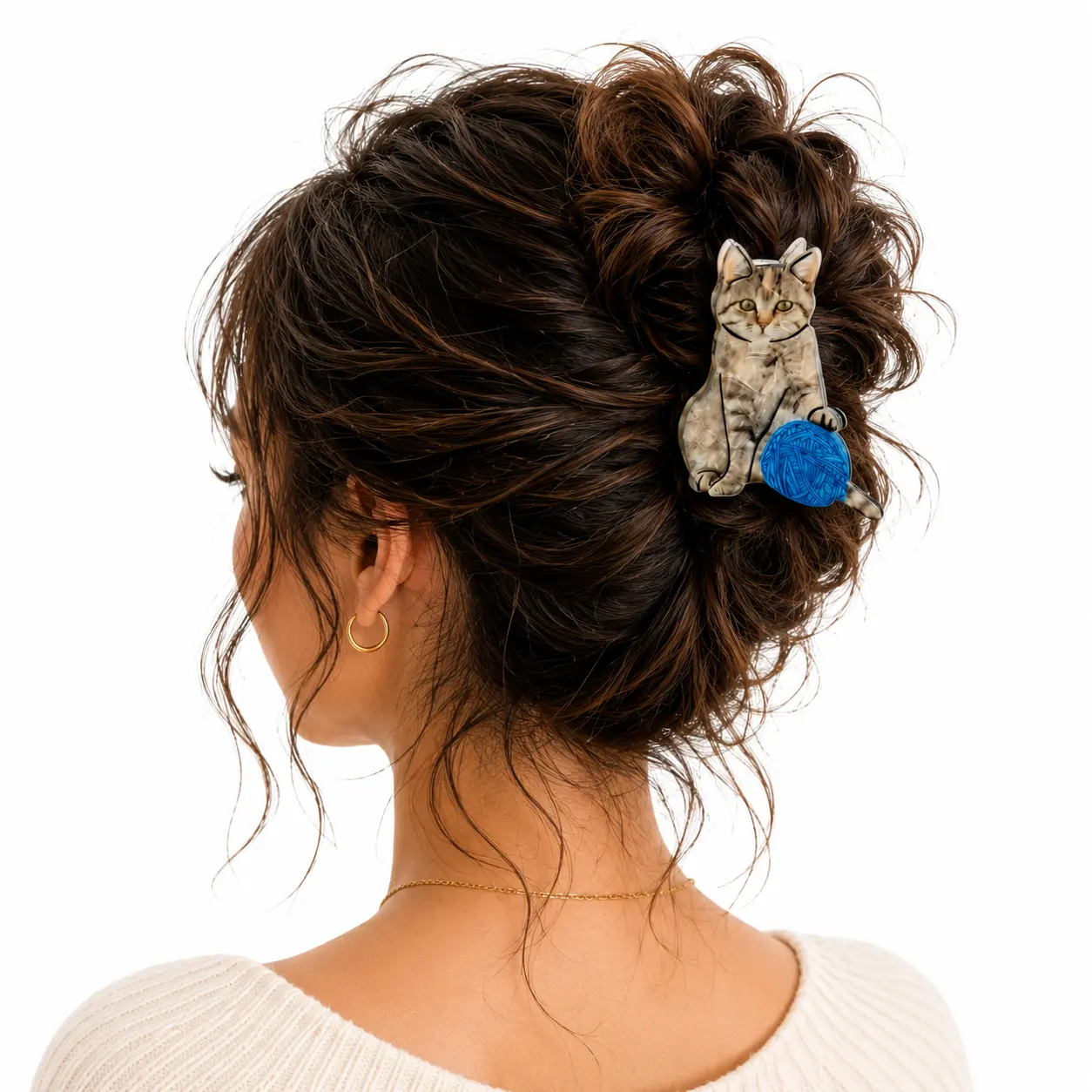 Gray Tabby Kitten Hair Clip with Yarn Ball – Premium Cellulose Acetate Hair Claw