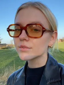 Unisex Retro Square Sunglasses, Vintage Aesthetic Eyewear, Chic Accessory for Street Style & Beach Holidays