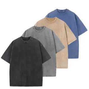 Four-pack distressed men’s crew-neck short sleeves, street-cool style with a washed, aged texture for a retro feel. The crew neckline fits snugly without feeling tight, while the drop-shoulder short-sleeve silhouette is loose and relaxed. Made from soft,