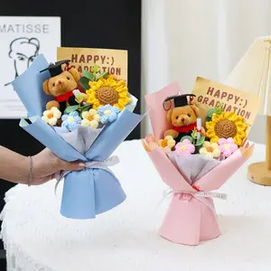 Handmade Knitted Doll, Phd Bear Knitted Flower, Sunflower Bouquet Graduation Gift, Creative Birthday Present for Boys and Girls