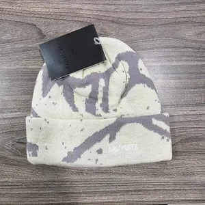 Grotto Toque Beanie Knit Hat Black Sapphire/Light Techno – Winter Skull Cap, Warm Cuffed Knit, Outdoor Hiking Ski Snowboard Unisex