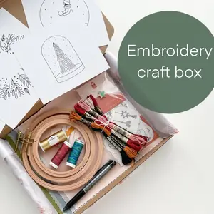 Christmas Embroidery Craft Box, DIY Embroidery Kit, Christmas Embroidery Patterns embroidery kit Beginner Kit with Hoop supply embroidery pack different stitch embroidery accessory craft supply needlework craft needlepoint kit starter Beginner's Easy embr