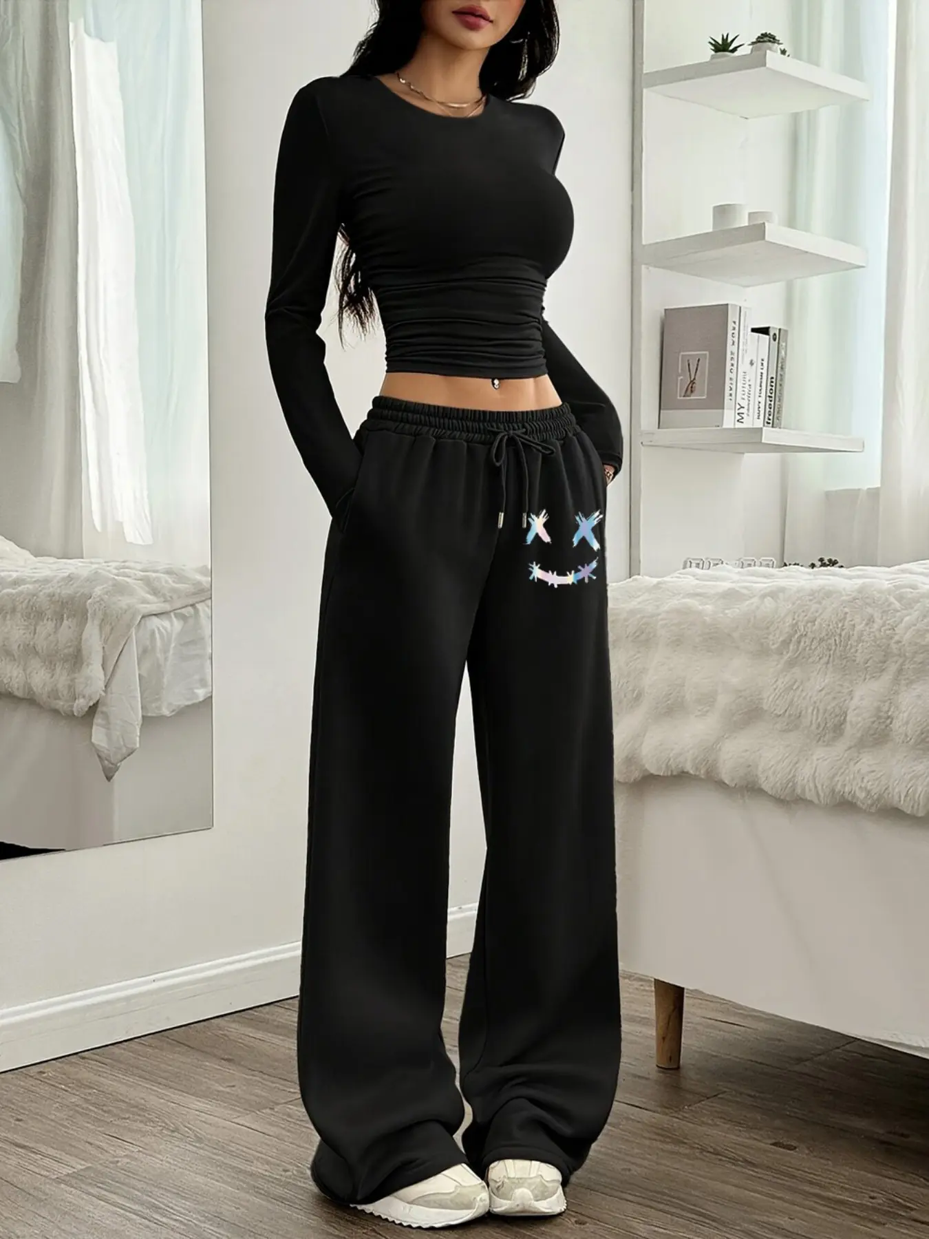Women's Casual Sporty Long Pants, Smiley Print Sweatpants, Drawstring Loose Wide Leg, All Seasons Fashion, Ladies' Comfortable Trousers, Athleisure Style Pants