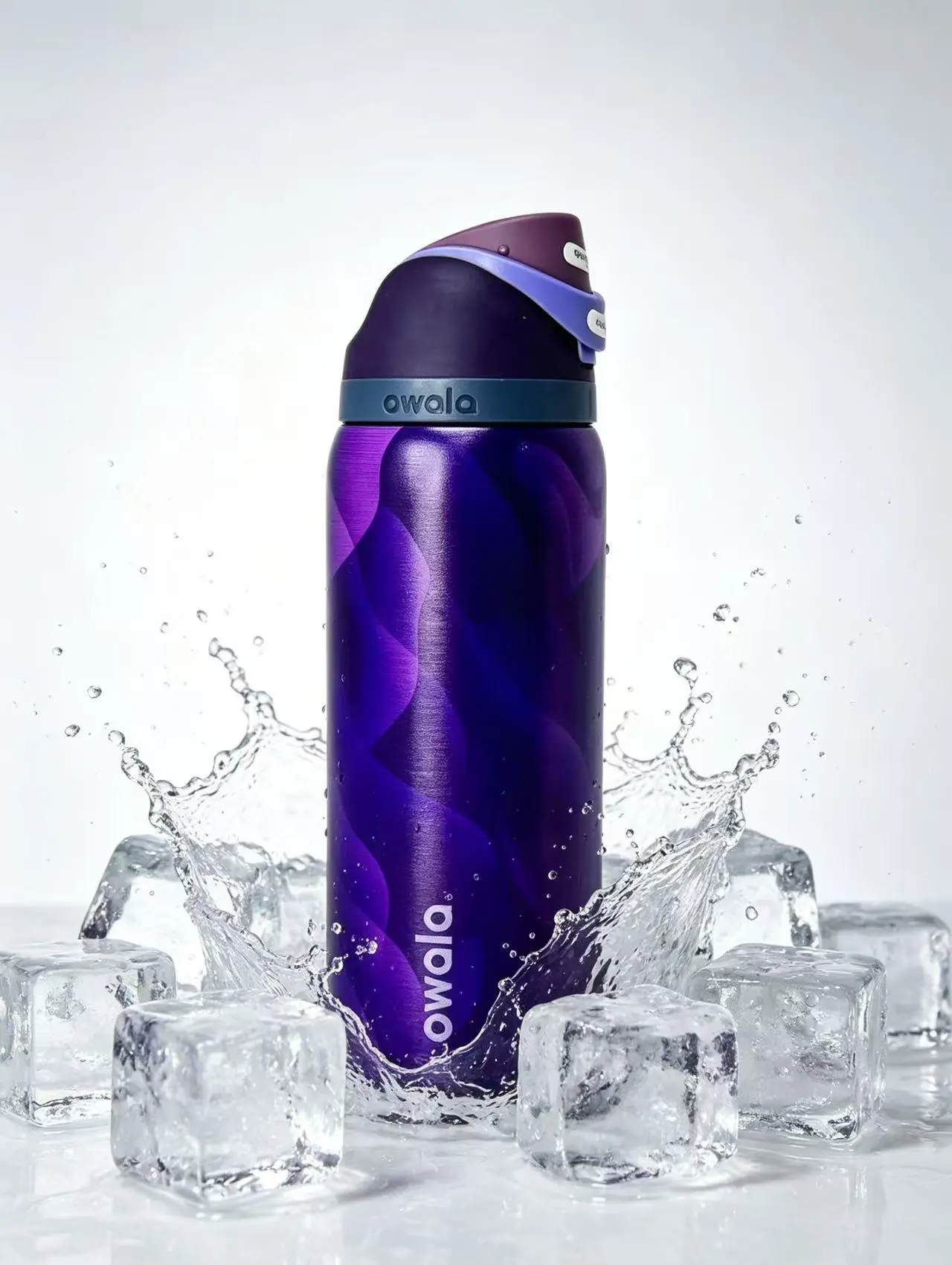 Owala FreeSip Water Bottle 32 Ounces Shimmering Purple Gradient Leak-Proof Stainless Steel Insulated Cup