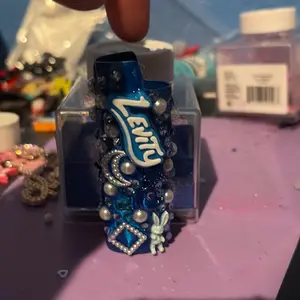 Metal case lighter holder