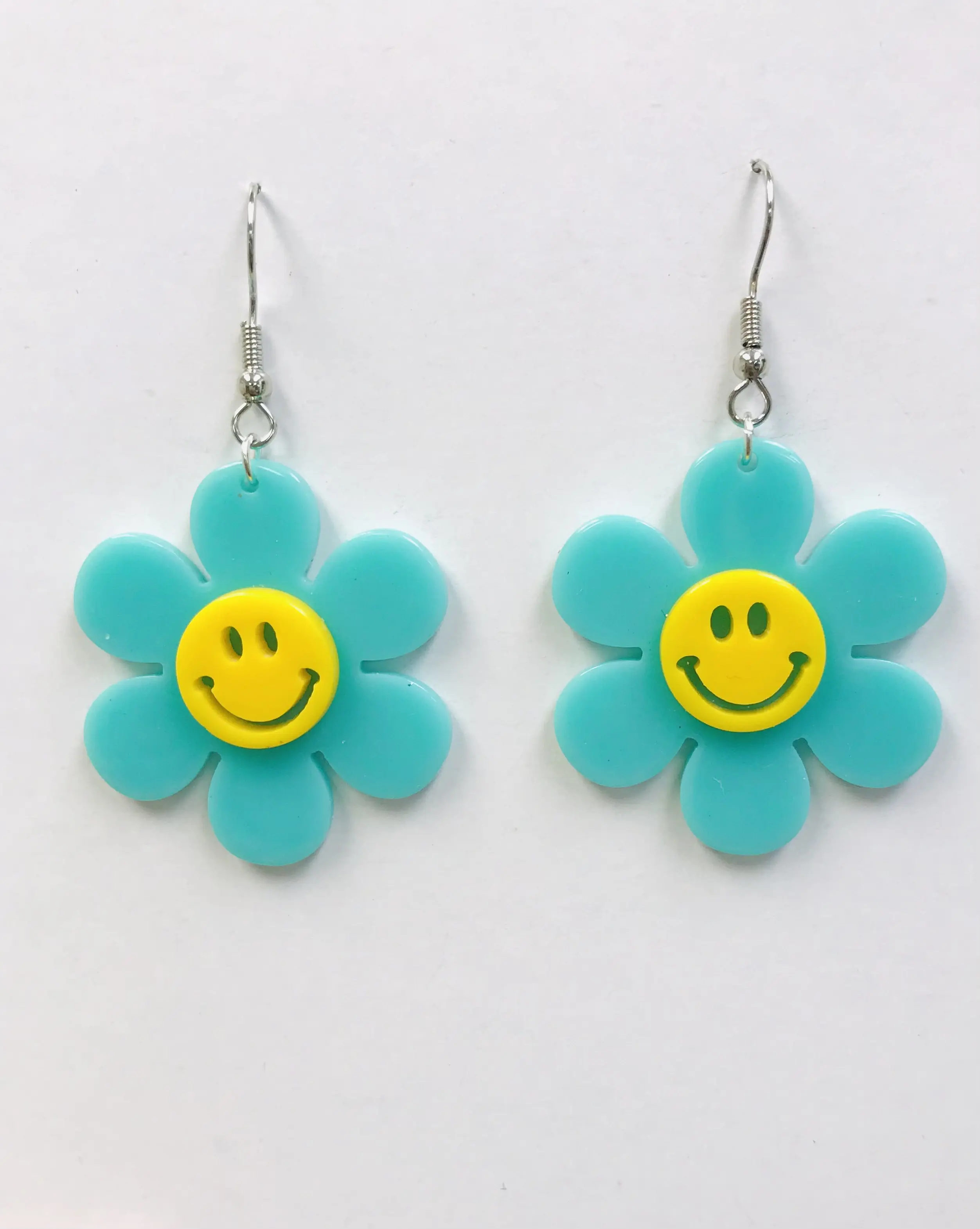 Kelly Green Smiley Sunflower earrings Kelly Green Smiley Sunflower earrings