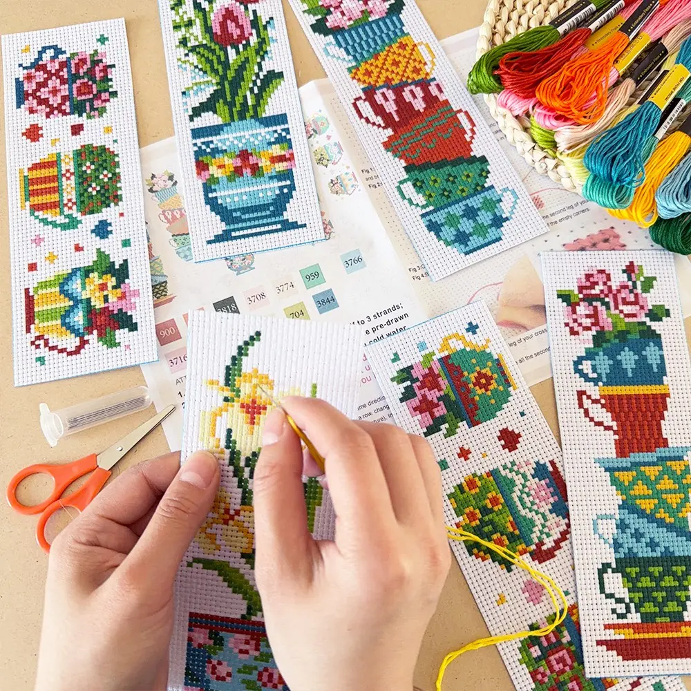 6-Piece Floral Theme Cross Stitch Bookmark Kit, Beginner-Friendly Creative Sewing Set with Tea Cup and Flower Patterns, Includes Printed Fabric, Embroidery Threads, Tools, and English Instructions