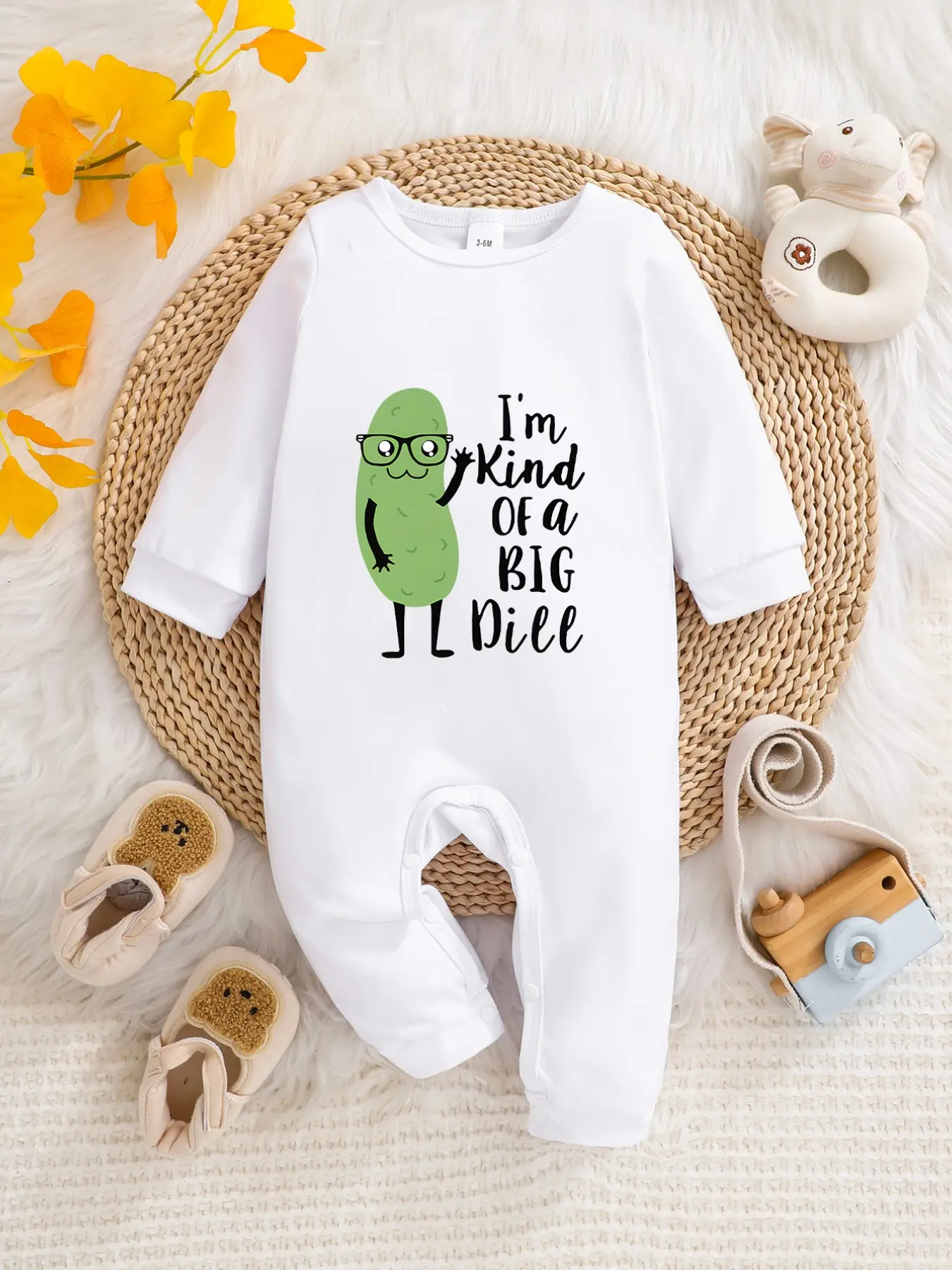 Newborn Spring Fall Long Sleeve Romper, Unisex Baby Onesie with Funny Cucumber Pun, Cute Fitted Design, Perfect for Boys & Girls