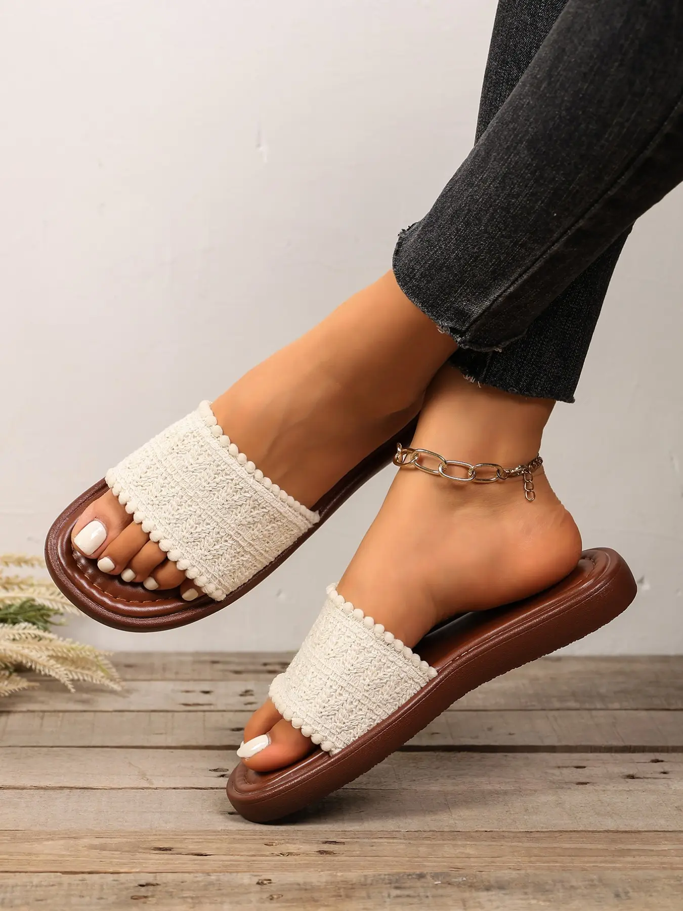 Summer New Crochet Weave Sandals, Women's Thick Sole Platform Flip Flops, Vintage Outdoor Lazy Shoes, Comfortable and Stylish Footwear