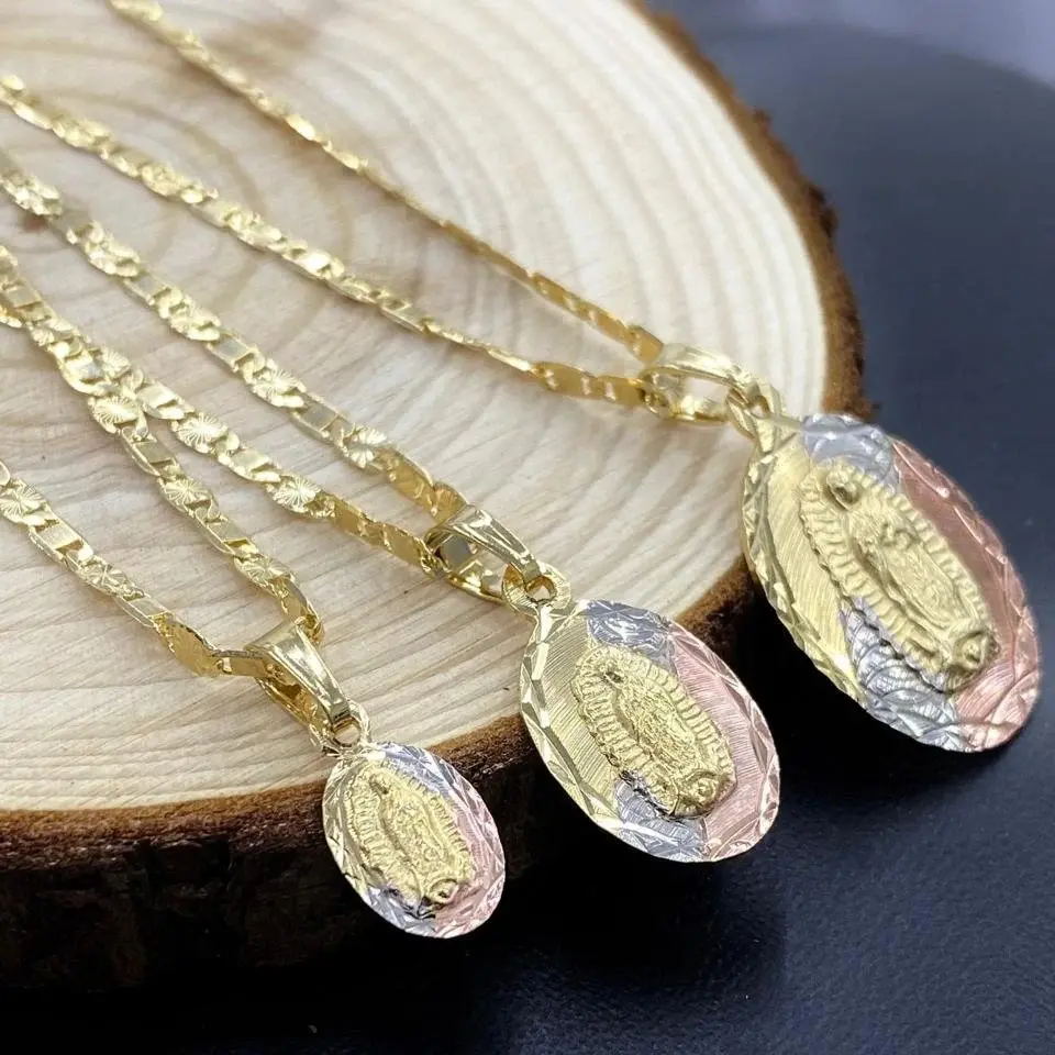Medal Virgen de Guadalupe Necklace for Womens Girls Mens Minimalist Chain for Gifts Charm Pendant Anniversary Birthday