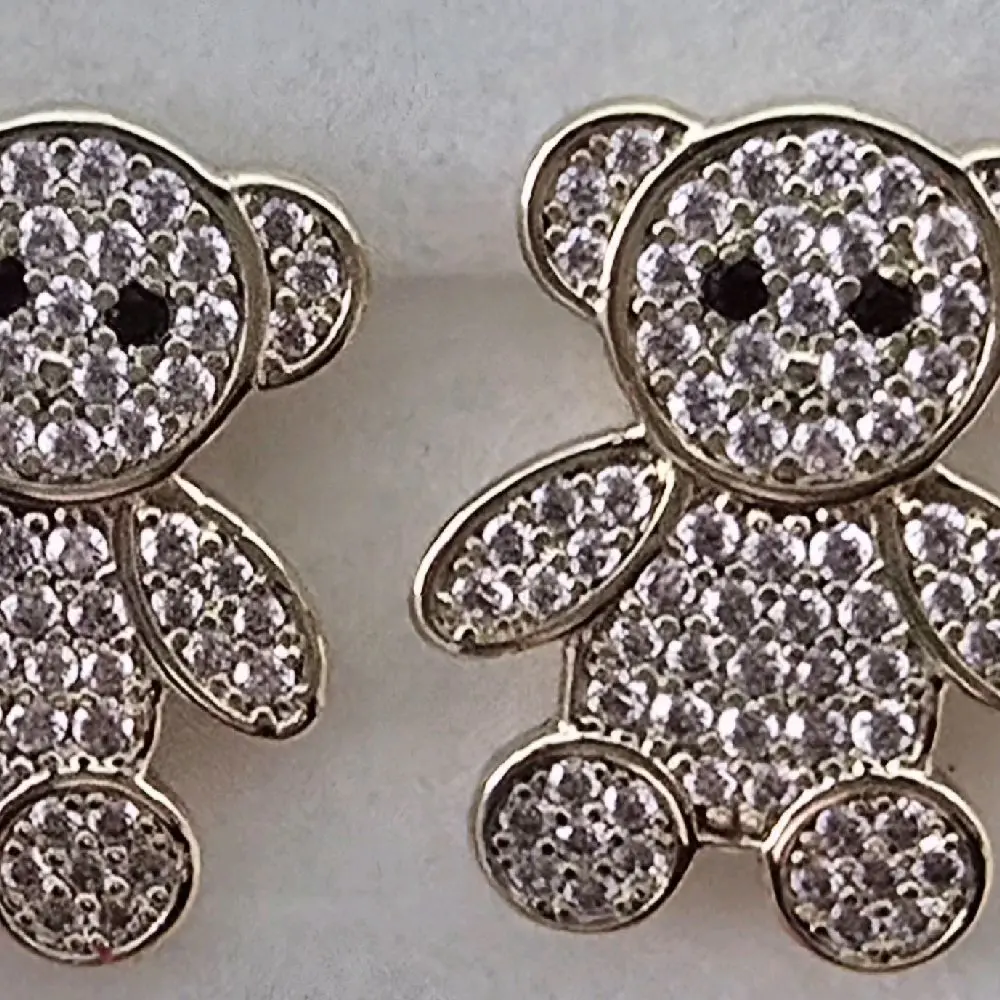 High-Quality Bear Stud Earrings, Fashion Accessory for Daily Wear