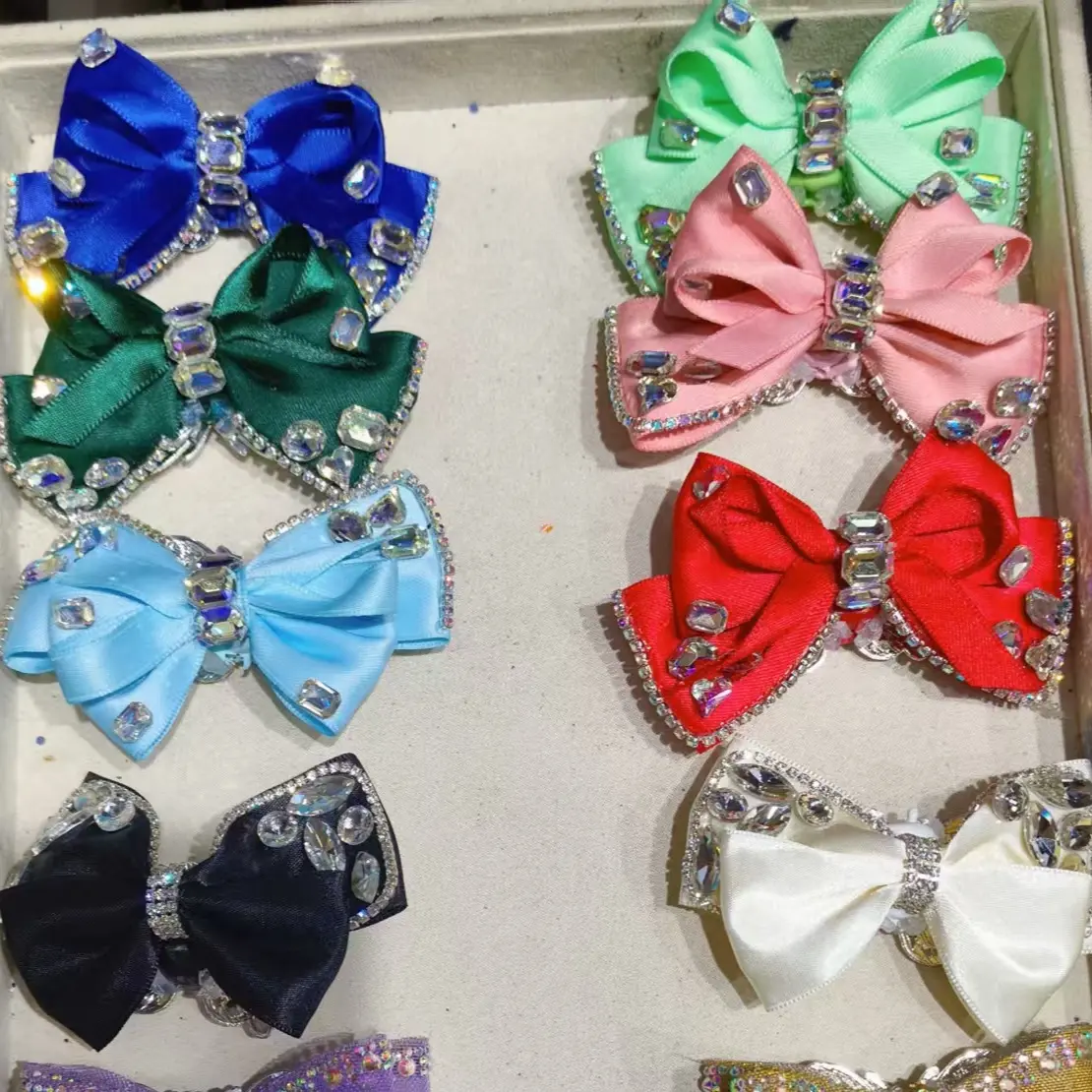 【Lumi DIY Beads H】Butterfly Bow Beads with Tassels,Choose on Live - Fancy Diy beads Resin DIY Beads different Sizes and quantity for Pens,Bracelets,Phone Charms,Necklaces,Hair Beads,Bag Chains,Hair Ropes DIY Craft Supplies