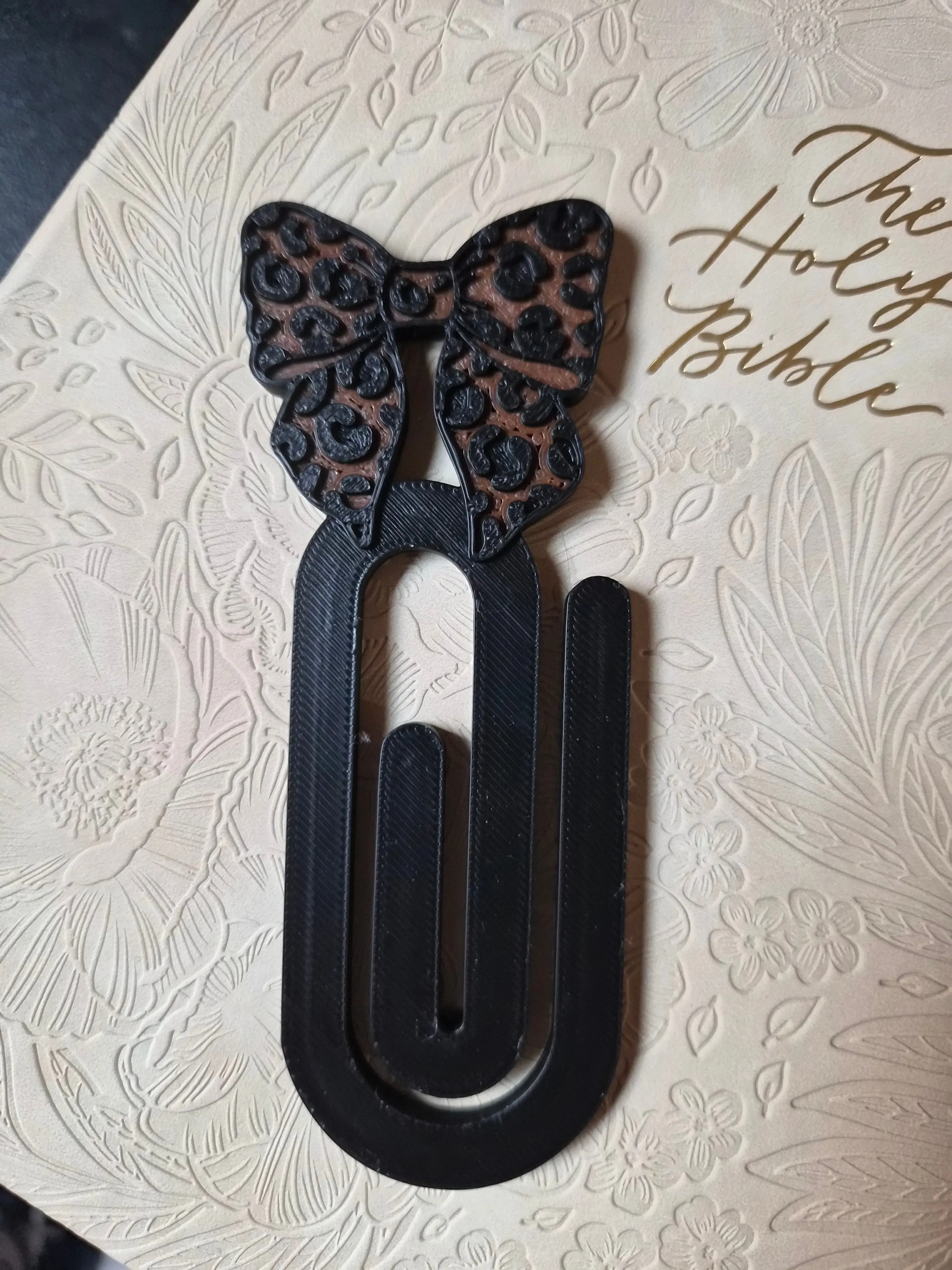 Leopard Print Jumbo Paperclip | Animal Print Stationary