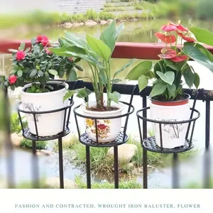 Hanging Iron Plant Pot Rack with Hooks, Metal Hanging Planter Basket Holder, Wall Plant Holder, Flower Pot Container Accessories, Suitable for Fence, Patio, Balcony, Outdoor Plants, Round Railing Hanging Pot Holder for Succulents & Green Plants