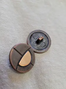 23mm brass graphic shank button